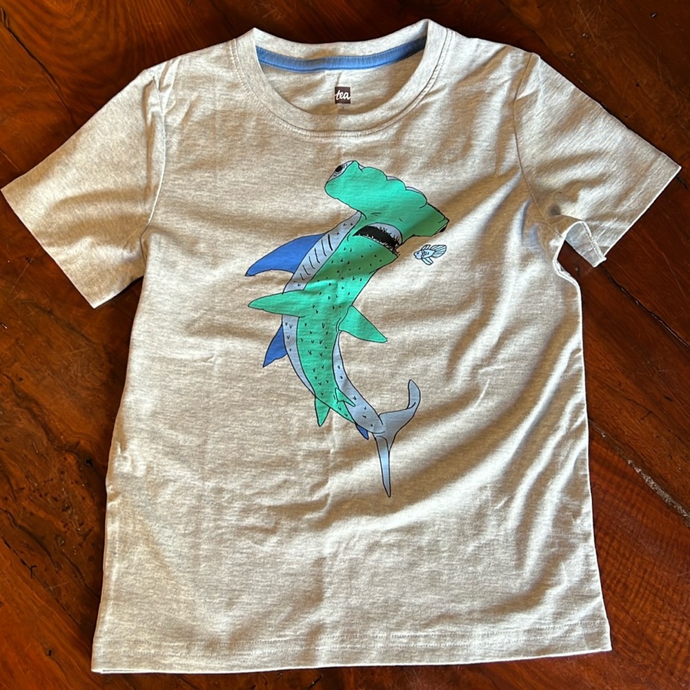 Tea Collection size 7 t-shirts